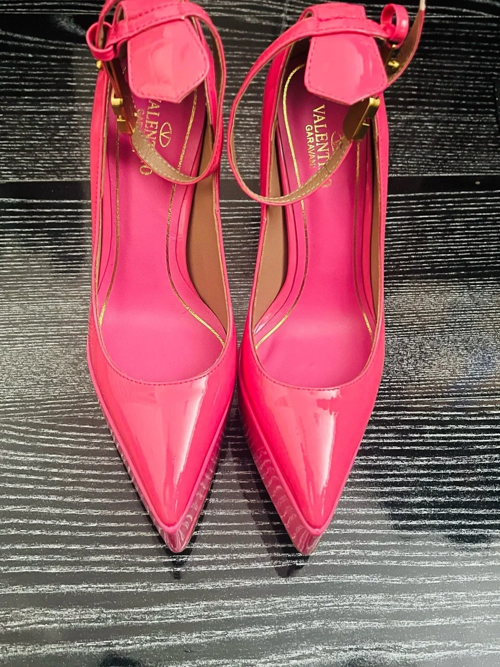 Valentino new without